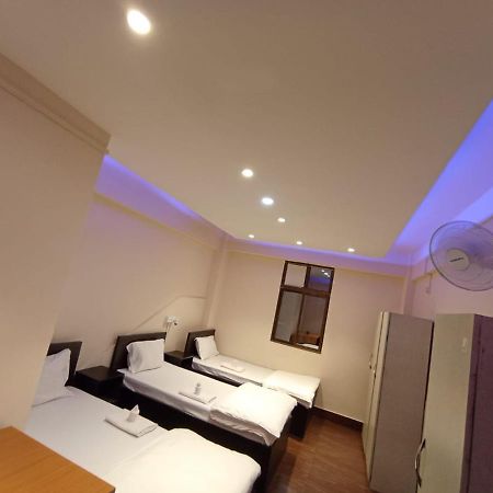 Oyo Thangal Hotel 因帕尔 外观 照片