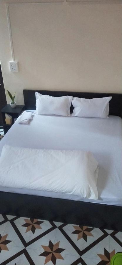 Oyo Thangal Hotel 因帕尔 外观 照片